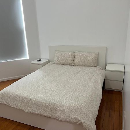 Adorable 2 Bedroom Apartment With Free Street Parking Chicago Kültér fotó